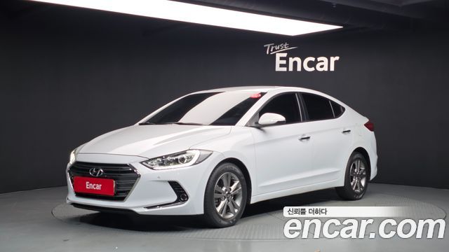 Hyundai AVANTE 2018 — photo 1