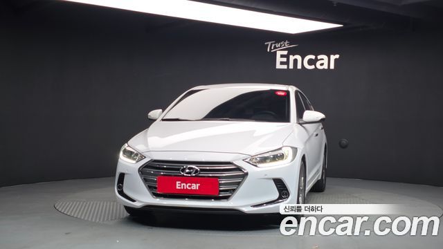Hyundai AVANTE 2018 — photo 3