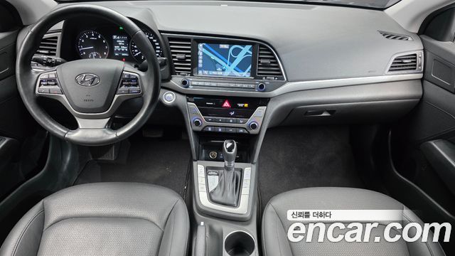Hyundai AVANTE 2018 — photo 7