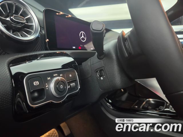 Mercedes-Benz A-Class 2026 — photo 10