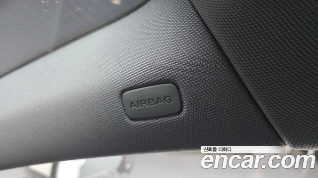 Audi A3 2018 — photo 29