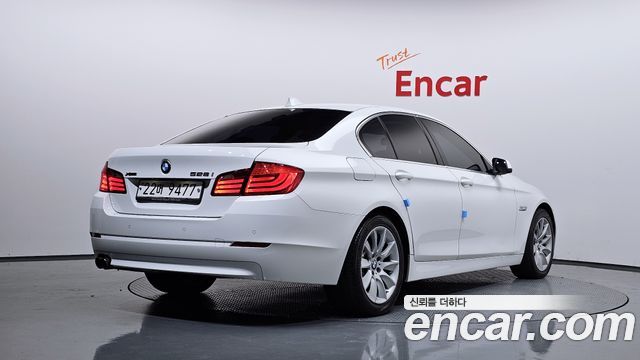 BMW 5-Series 2013 — photo 2