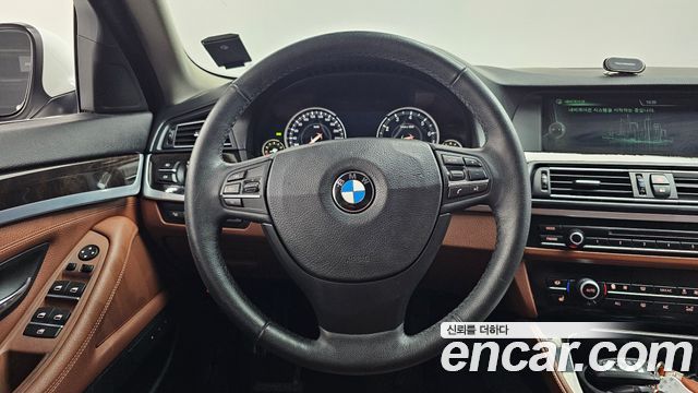 BMW 5-Series 2013 — photo 14