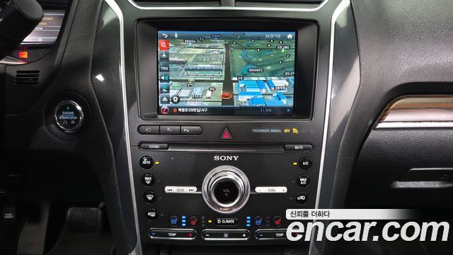 Ford Explorer 2019 — photo 20