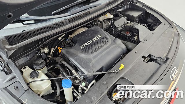 Kia Canival 2015 — photo 6