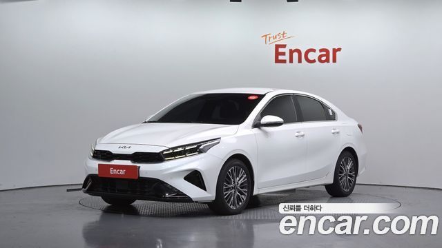 Kia K3 2022 — photo 1