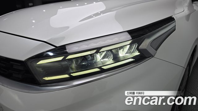 Kia K3 2022 — photo 8