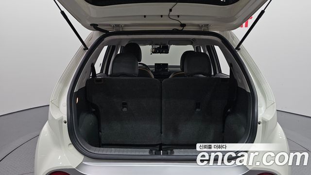 Hyundai Casper 2023 — photo 20