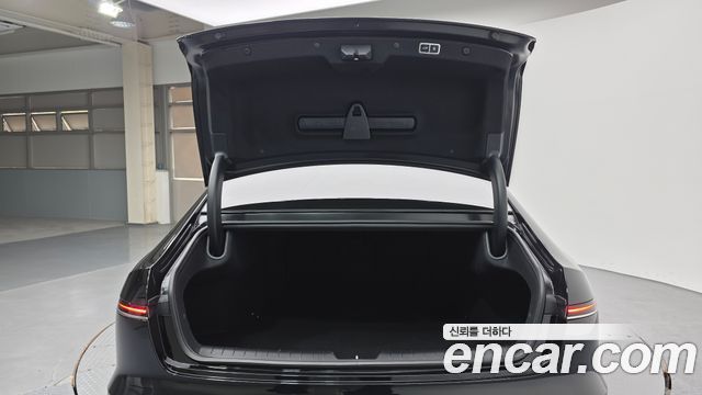 Hyundai Grandeur 2023 — photo 16