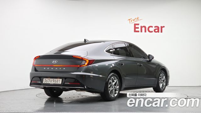 Hyundai Sonata 2022 — photo 2