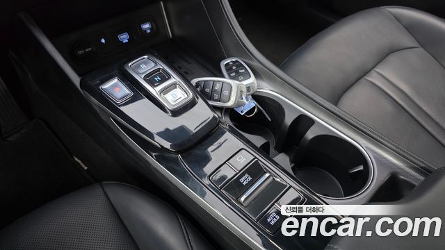 Hyundai Sonata 2022 — photo 9