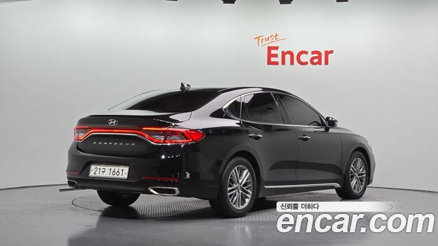Hyundai Grandeur 2018 — photo 2
