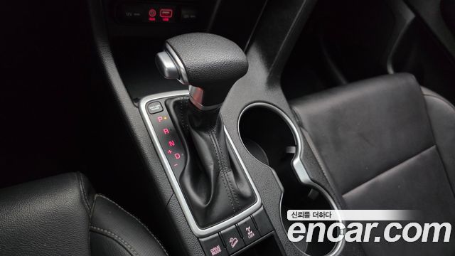 Kia Sportage 2018 — photo 12