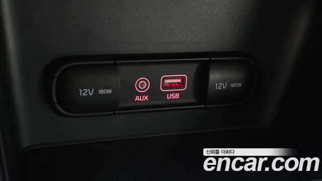 Kia Sportage 2018 — photo 24