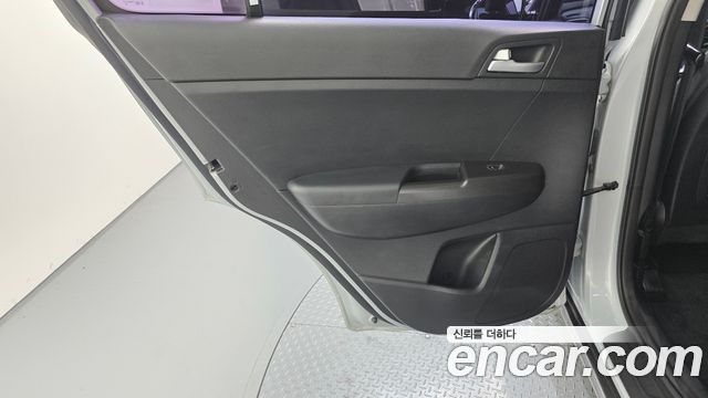 Kia Sportage 2018 — photo 15