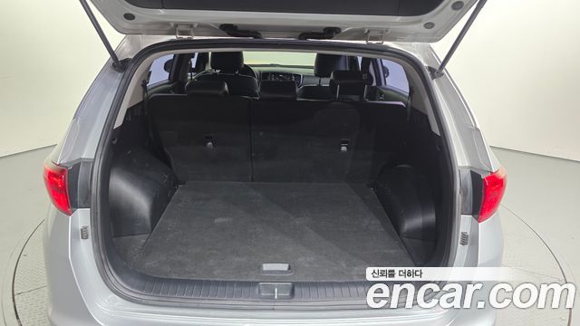 Kia Sportage 2018 — photo 28