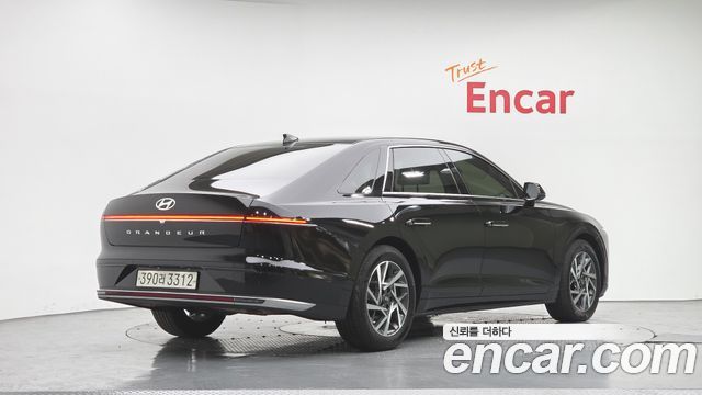 Hyundai Grandeur 2023 — photo 2
