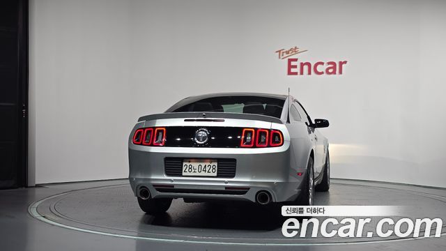 Ford Mustang 2014 — photo 4