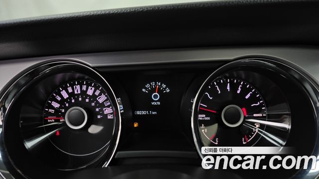 Ford Mustang 2014 — photo 8