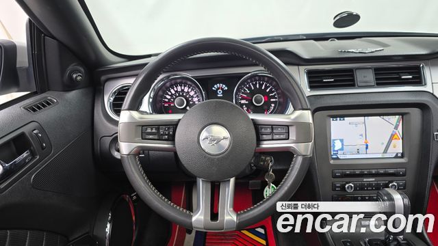 Ford Mustang 2014 — photo 13
