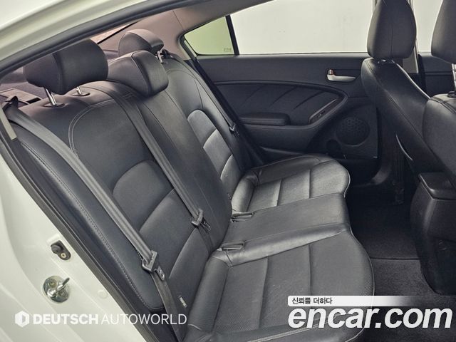 Kia K3 2014 — photo 12