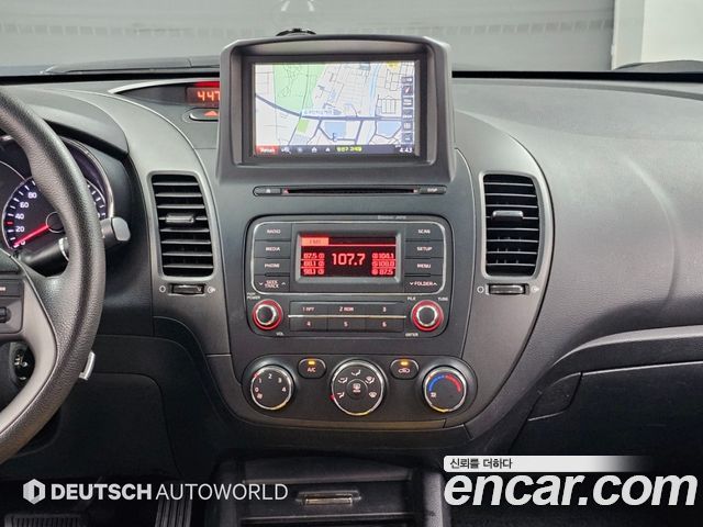 Kia K3 2014 — photo 14