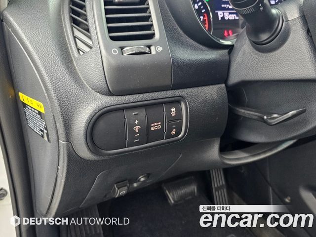 Kia K3 2014 — photo 16