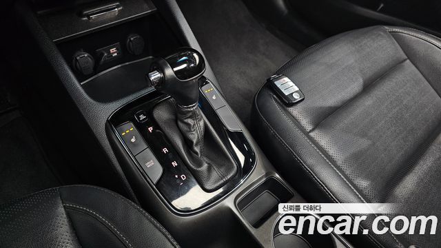Kia K3 2016 — photo 12