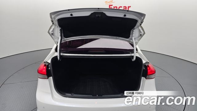 Kia K3 2016 — photo 26