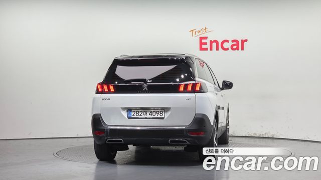 Peugeot 5008 2022 — photo 4