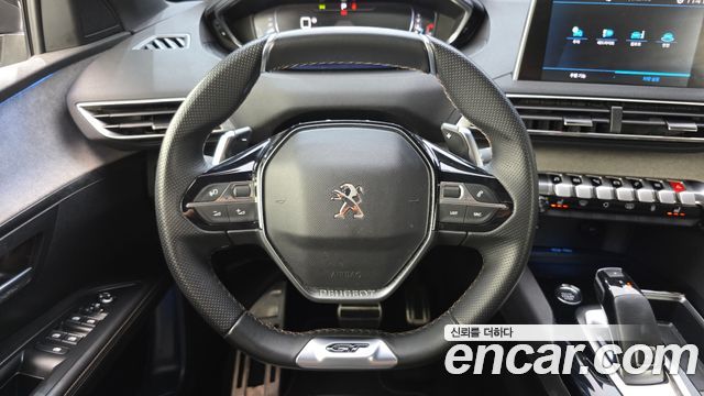 Peugeot 5008 2022 — photo 12