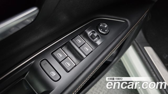 Peugeot 5008 2022 — photo 13