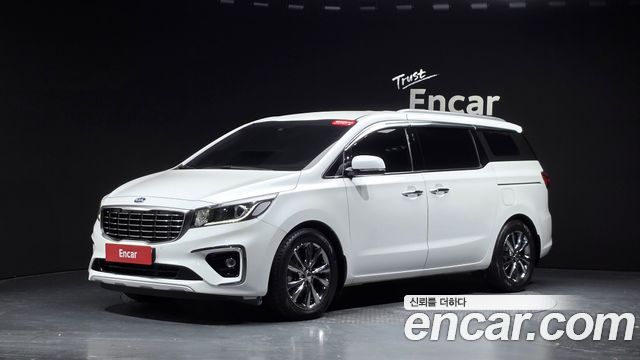 Kia Canival 2020 — photo 33