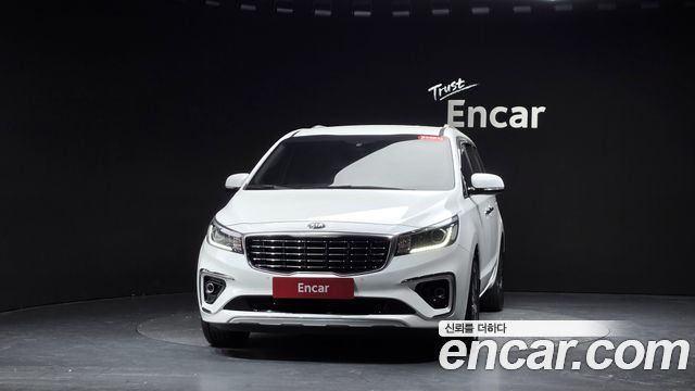 Kia Canival 2020 — photo 3