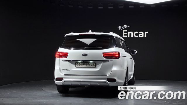 Kia Canival 2020 — photo 4