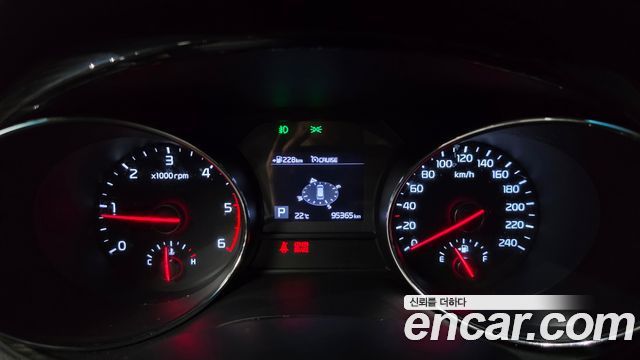 Kia Canival 2020 — photo 11