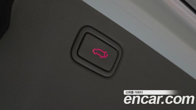 Kia Canival 2020 — photo 25