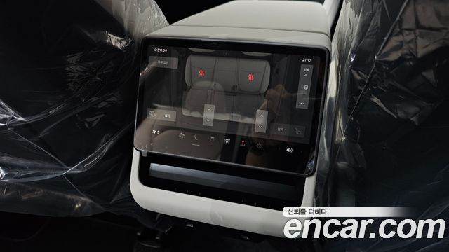 Tesla Model Y 2027 — photo 30