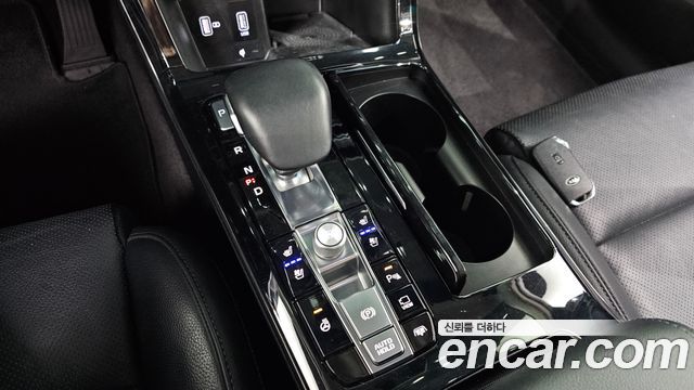 Kia K7 2020 — photo 9