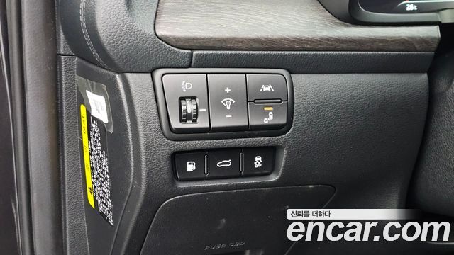 Kia K7 2020 — photo 18