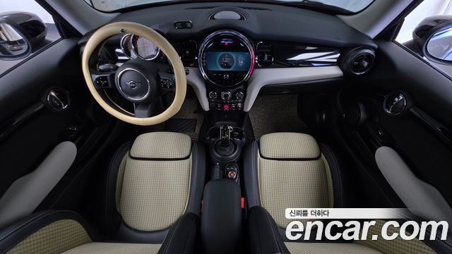 Mini Cooper 2022 — photo 10