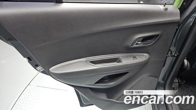 Chevrolet Korea Trax 2018 — photo 15
