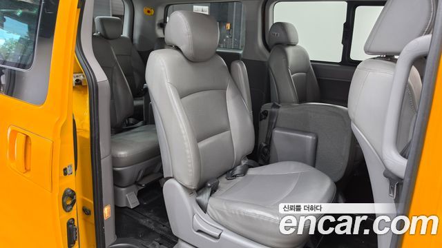 Hyundai Starex 2020 — photo 18