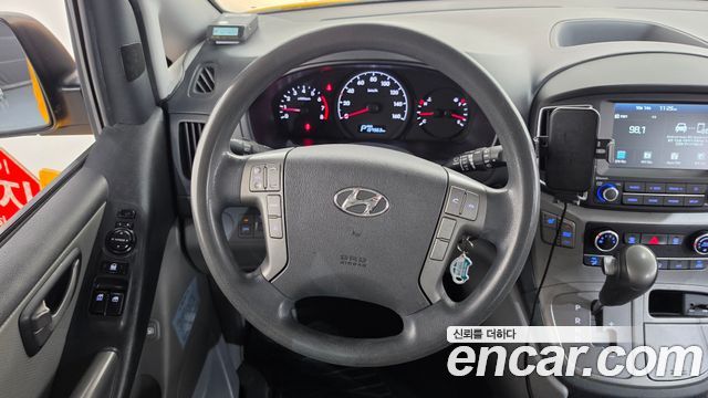 Hyundai Starex 2020 — photo 19