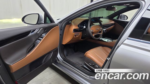 Genesis G80 2022 — photo 13