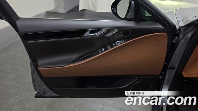 Genesis G80 2022 — photo 14