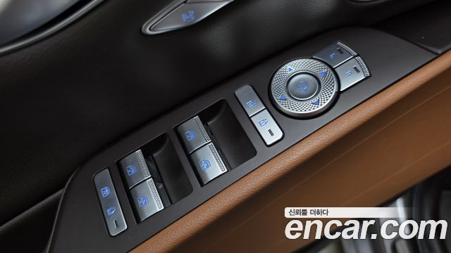Genesis G80 2022 — photo 30