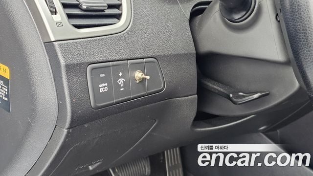 Hyundai AVANTE 2012 — photo 22
