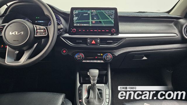 Kia K3 2023 — photo 13