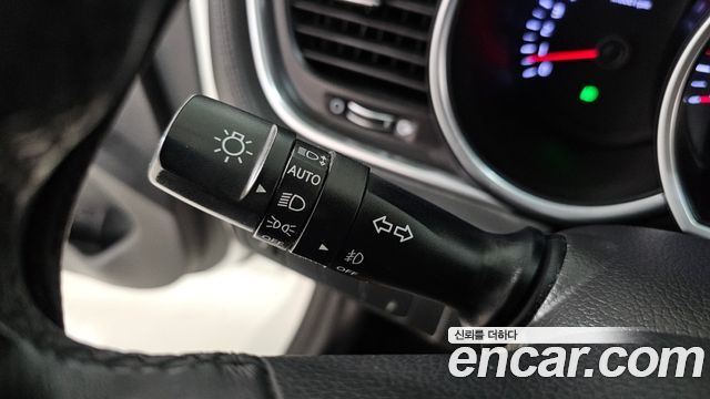 Kia K5 2014 — photo 30